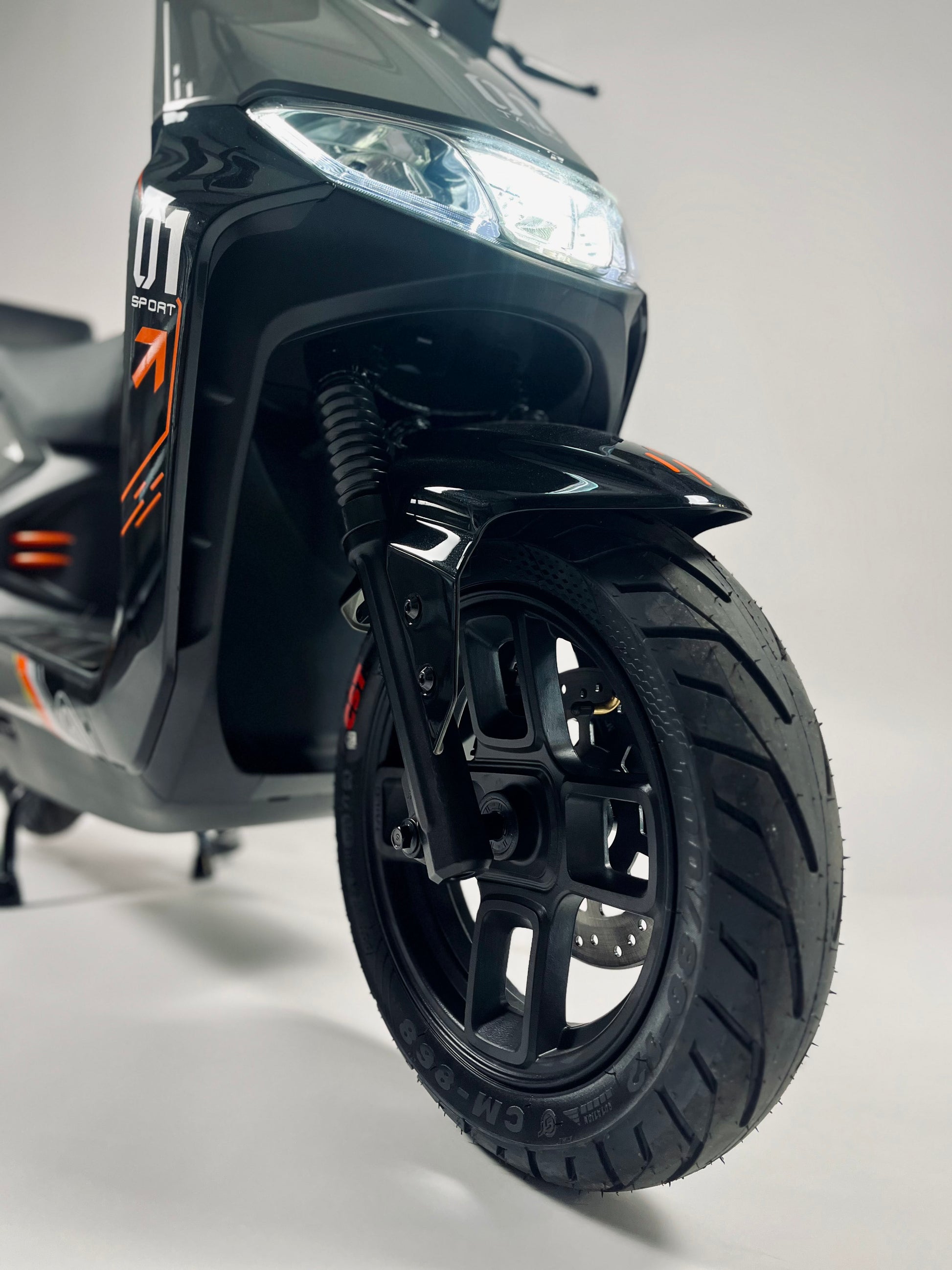 TailG Tiger sportieve elektrische scooter 2000W | Aerodynamisch ontwerp en 90 km bereik